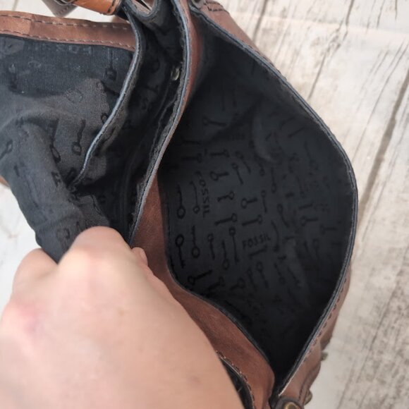 Authentic Fossil Leather Satchel Crossbody Saddle Bag Horseshoe Pattern VINTAGE - Picture 9 of 11